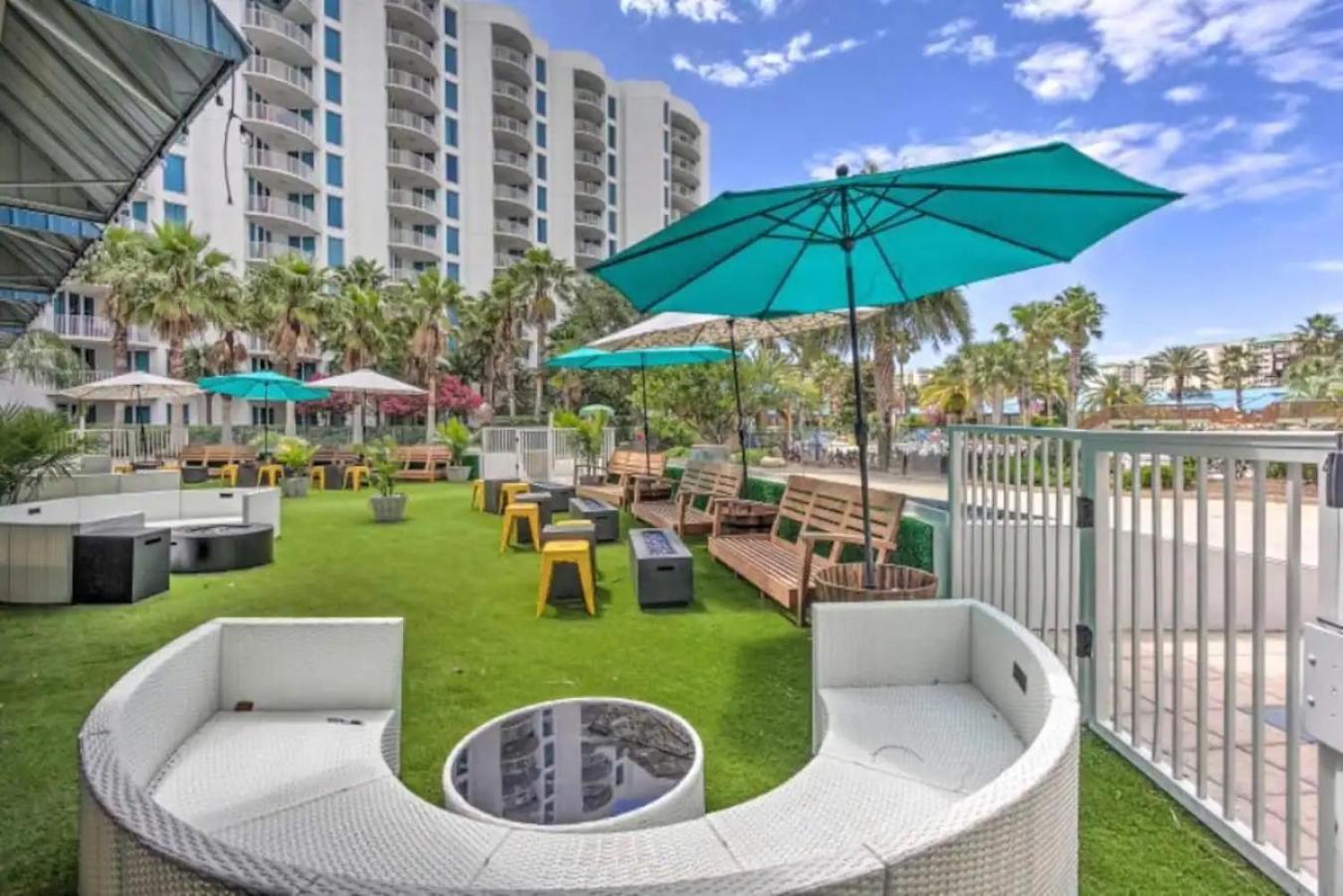 5 Star Resort 11Th Fl Stunning Sunrise 2Br 2Ba King Suite,Pools ,Shuttle Or Walk To Beach 데스틴 외부 사진
